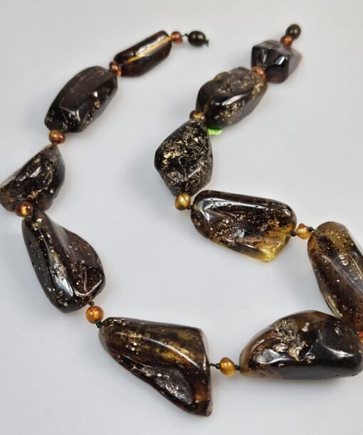 Žalio gintaro karoliai gintariniai karoliai