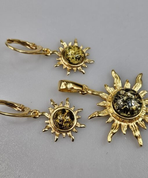 Žalio gintaro auskarai ir pakabukas Saulytės