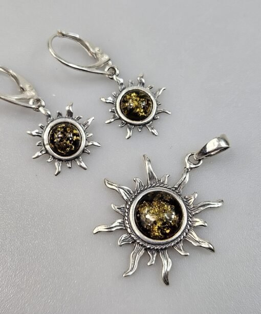 Žalio gintaro auskarai ir pakabukas Saulytės