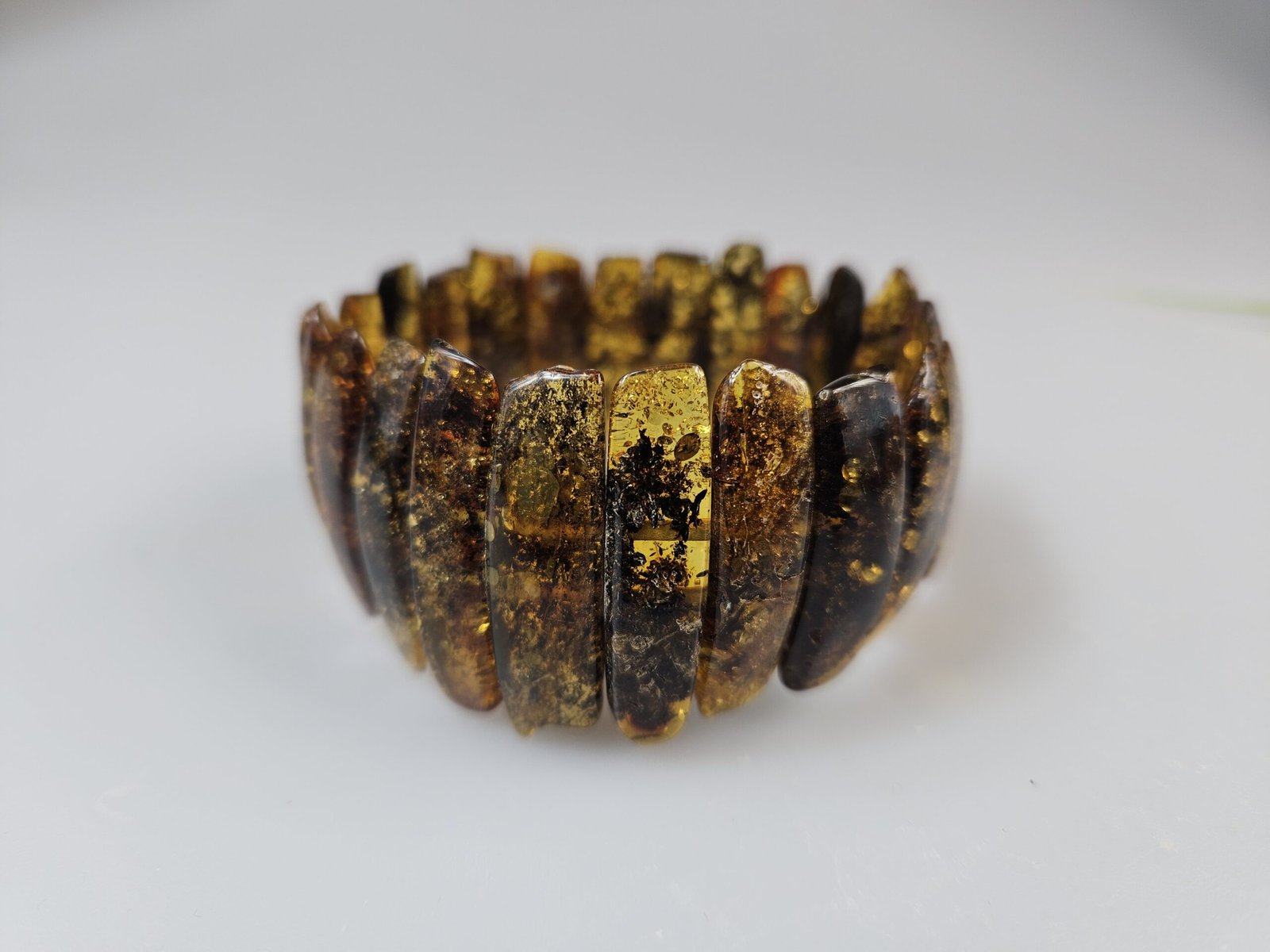 Žalio gintaro apyrankė gydomasis gintaras